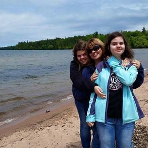 Meet your Posher, Brooke